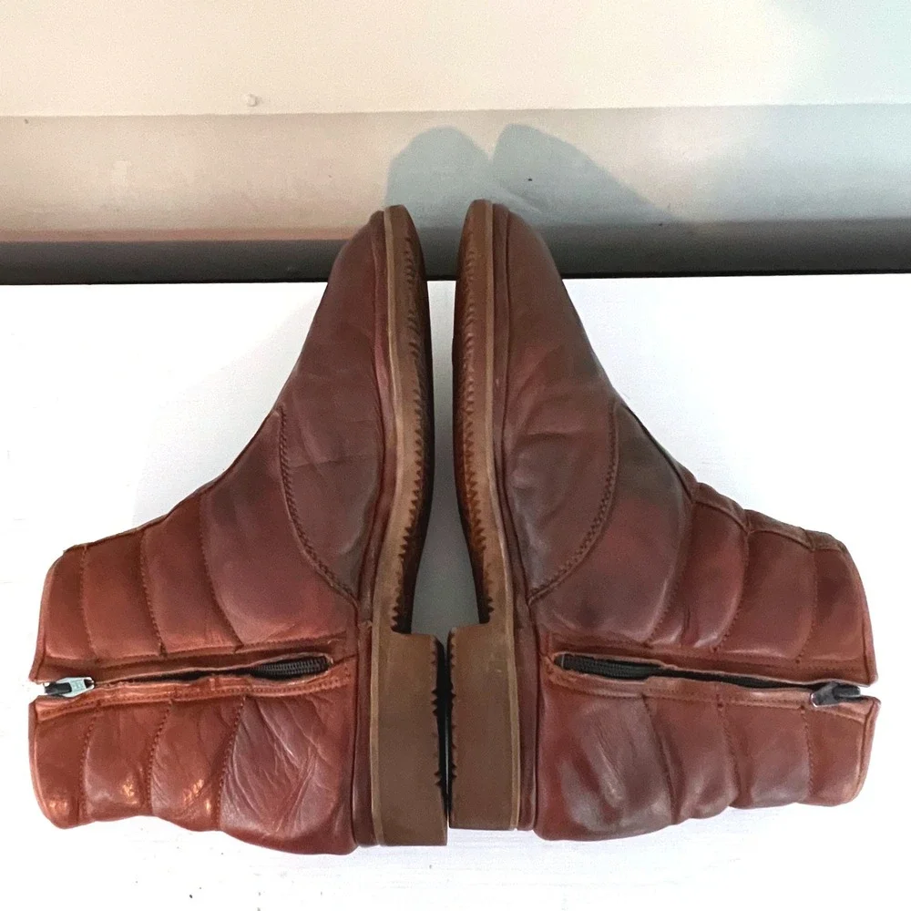 The Florsheim Shoe Beetle Boots Zip Vibram Vintage 8.5‎ D Chevron Hipster
